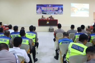 Polres Gowa menggelar latihan pra operasi Patuh Pallawa 2024: Tertib lalu lintas untuk Indonesia Emas, (15/7/2024).