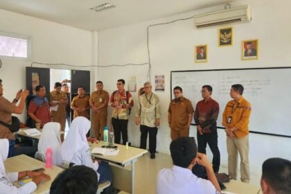 Dinas Pendidikan Sulawesi Selatan telah mengambil berbagai langkah untuk menyalurkan calon siswa yang belum lulus melalui jalur prestasi.