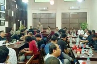 Kapolres Pelabuhan Makassar gelar coffee morning bersama Media di Warkop, (22/7/2024).