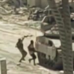 Pejuang hancurkan tank merkava dari jarak dekat, (3/7/2024). (palestinepost/ho)
