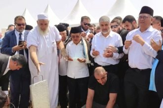 Jusuf Kalla saksikan prosesi pemakaman Ismail Haniyeh di Qatar, kawasan Lusail, pinggir laut utara Doha, setelah shalat Jumat (2/8/2024) sekitar pukul 13:30 waktu setempat.