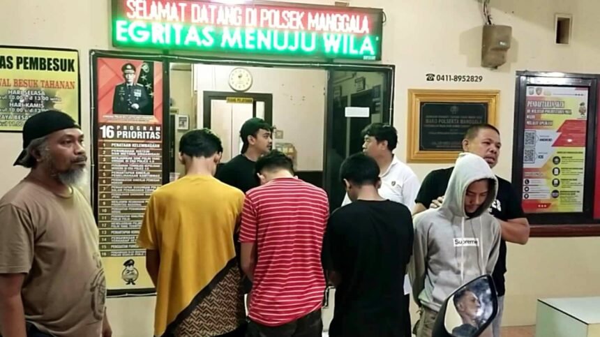 Polsek Manggala mengamankan 4 pelaku penyerangan dan pengrusakan di Kelurahan Biring Romang, (3/8/2024).