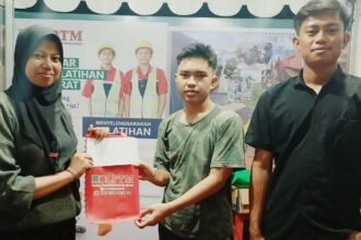 Andi Fatih Muhammad Azka Raih Juara 1 Tenis Meja di MIF-Muhammadiyah Expo.