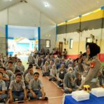 Kegiatan edukatif bertajuk “Polwan Goes To School” di SMU Negeri 3 Takalar pada Kamis, 29 Agustus 2024.