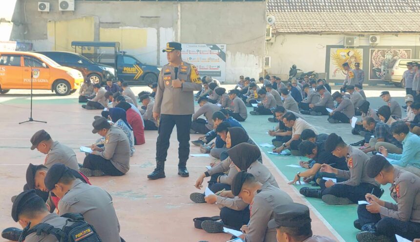 Kapolres Gowa uji pengetahuan Pemilu dan Pilkada kepada personel Polres dan Polsek Jajaran, Kamis (5/9/2024).