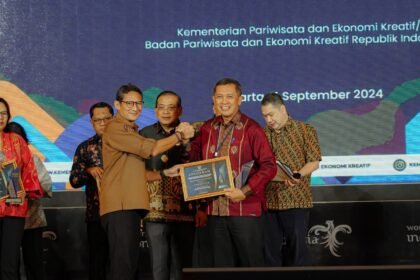 Poltekpar Makassar kembali meraih predikat "Informatif" dalam Monev Keterbukaan Informasi Publik di lingkungan Kementerian Pariwisata dan Ekonomi Kreatif/Badan Pariwisata dan Ekonomi Kreatif (Kemenparekraf/Baparekraf) tahun 2024.