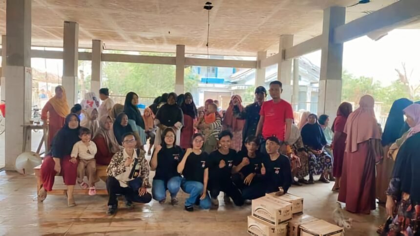 LSM Elang Mas menggelar aksi sosial di Subang.