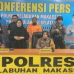 Konferensi Pers di Kantor Polres Pelabuhan Makassar, (27/8/2024).