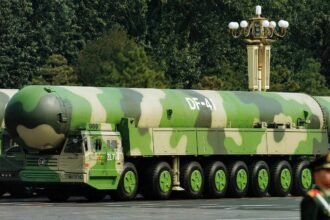 Rudal balistik antarbenua DF-41 Tiongkok mampu jangkau 12.000 - 15.000 Km dengan kecepatan Mach 25. (missilethreat/ho/mediapesan)