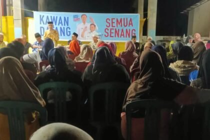Ratusan warga di Kelurahan Galonta untuk pasangan calon bupati dan wakil bupati, Rabu, 1 Oktober 2024.