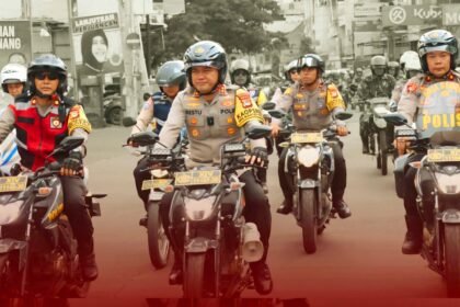 Polres Pelabuhan Makassar dan TNI menggelar patroli besar, (19/10/2024).