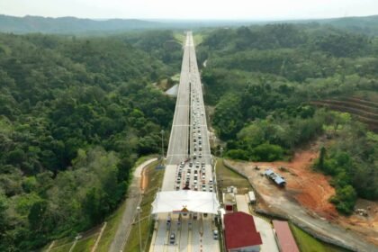 Jalan Tol Pekanbaru - XIII Koto Kampar kini menjadi andalan dalam memperkuat konektivitas antarprovinsi di Sumatera, (26/10/2024).