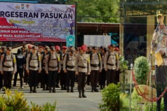 Apel pergeseran pasukan untuk pengamanan Tempat Pemungutan Suara (TPS) menjelang Pemilihan Gubernur dan Wakil Gubernur Sulawesi Selatan serta Pemilihan Bupati dan Wakil Bupati Takalar 2024.