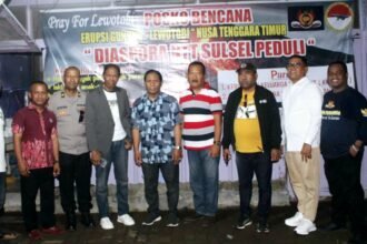 Diaspora NTT di Sulsel buka posko bantuan bencana erupsi Gunung Lewotobi, (7/11/2024).