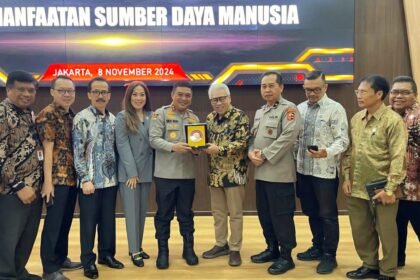 Forum Masyarakat Indonesia Emas dan Lembaga Pendidikan dan Pelatihan Kepolisian Republik Indonesia resmi menjalin kerja sama dalam pengembangan Sumber Daya Manusia, (8/11/2024). (tim)