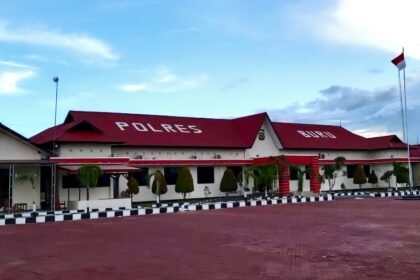 Kantor Polres Buru, Maluku.