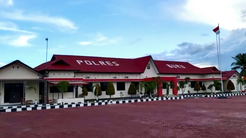 Kantor Polres Buru, Maluku.