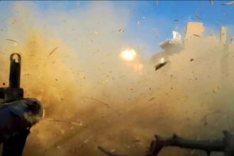 Bentrokan di Timur Kamp Bureij, Gaza, (18/11/2024). (qsm/ho/mp)