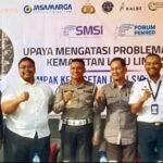 Forum Pemred SMSI menggelar diskusi perdana dengan tema: Upaya Mengatasi Problematika Kemacetan Lalu Lintas, Dampak Kemacetan dari Sisi Ekonomi, Rabu (20/11/2024) di Hall Dewan Pers, Jakarta.