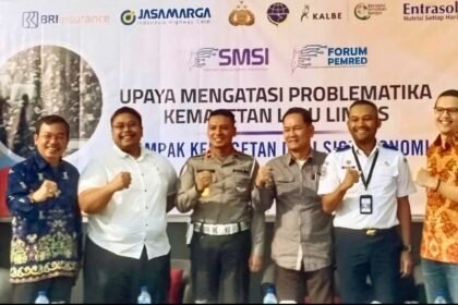 Forum Pemred SMSI menggelar diskusi perdana dengan tema: Upaya Mengatasi Problematika Kemacetan Lalu Lintas, Dampak Kemacetan dari Sisi Ekonomi, Rabu (20/11/2024) di Hall Dewan Pers, Jakarta.