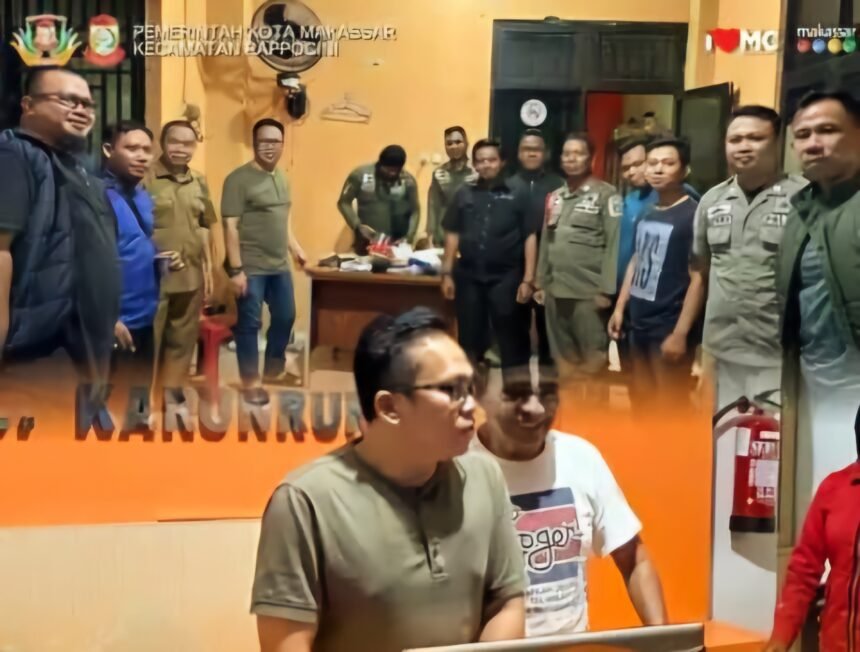 Camat Rappocini pantau Posko Siaga Pemilu, (25/11/2024).