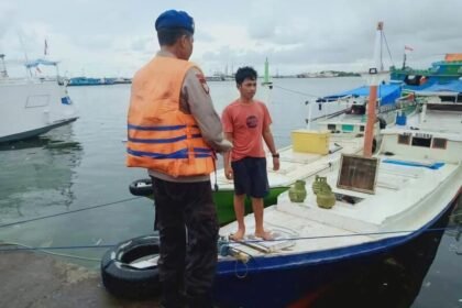 Satpolair Polres Pelabuhan Makassar gencark patroli dialogis, (13/12/2024).