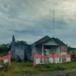 Tampak Kantor Desa Maroneng rusak parah, (17/12/2024). (foto/sh/ho)