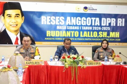 Kunjungan kerja anggota Komisi III DPR RI, Rudianto Lallo di Polres Pelabuhan Makassar.