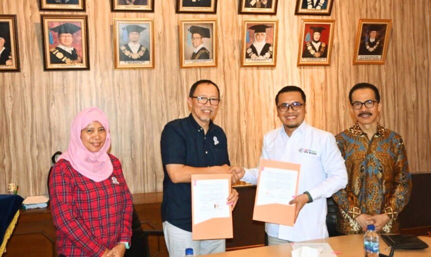 ISTN dan APTIKNAS Bogor kerjasama dalam pengembangan kompetensi TIK dan technopreneurship.