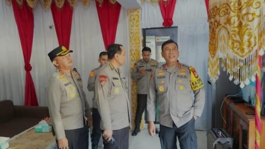 Kapolda Sulsel tinjau Posko Operasi Lilin 2024.