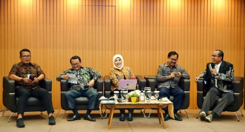 Acara Refleksi Tahun 2024 yang digelar di Hall Lantai 1, Kantor Manajemen Kampus C Unair Surabaya, (27/12/2024).