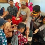 Kapolres Palopo beri makanan bergizi gratis di SLBN 1 Palopo, (9/1/2025).