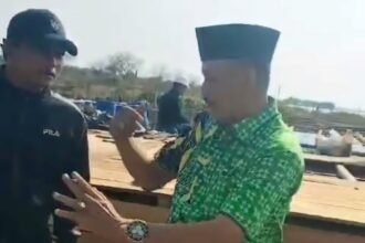 Klarifikasi Kepala Desa Kohod terkait isu pemagaran laut di Kabupaten Tangerang. 