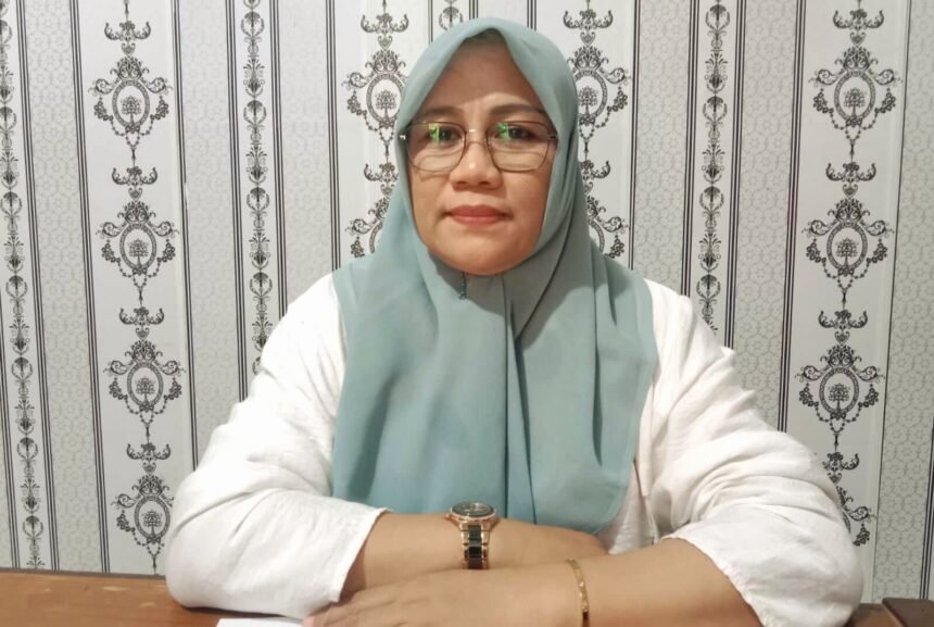 Lurah Bitowa, Sofiwati berikan klarifikasi terkait pelayanan publik, (22/1/2025). 