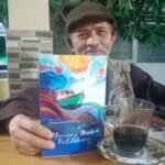 Muhammad Amir Jaya terbitkan buku puisinya "Mengaji Ombak Tanadoang," (26/1/2025). (Ist.)