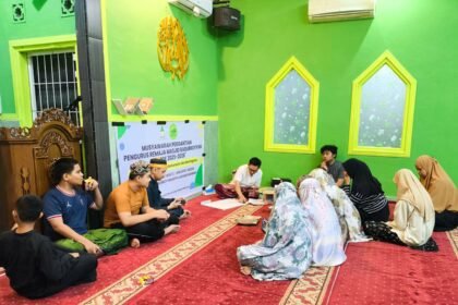 Remaja Masjid Baburroyyan Griya Antang Harapan Makassar mengadakan musyawarah pergantian pengurus untuk periode 2025-2026.