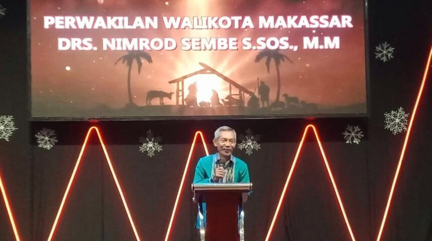 Camat Wajo, Drs. Nimrod Sembe, S.Sos., M.M., yang memberikan sambutan mewakili Pemerintah Kota Makassar.