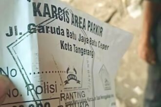Viral tarif parkir liar di Tangerang, (27/1/2025). (@AandHanjaya/HO)