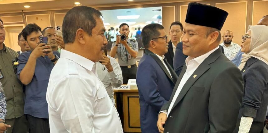 Wakil Ketua Komisi XIII DPR RI apresiasi langkah tegas Agus Andrianto copot semua petugas Imigrasi Soetta yang bermasalah, (2/2/2025).