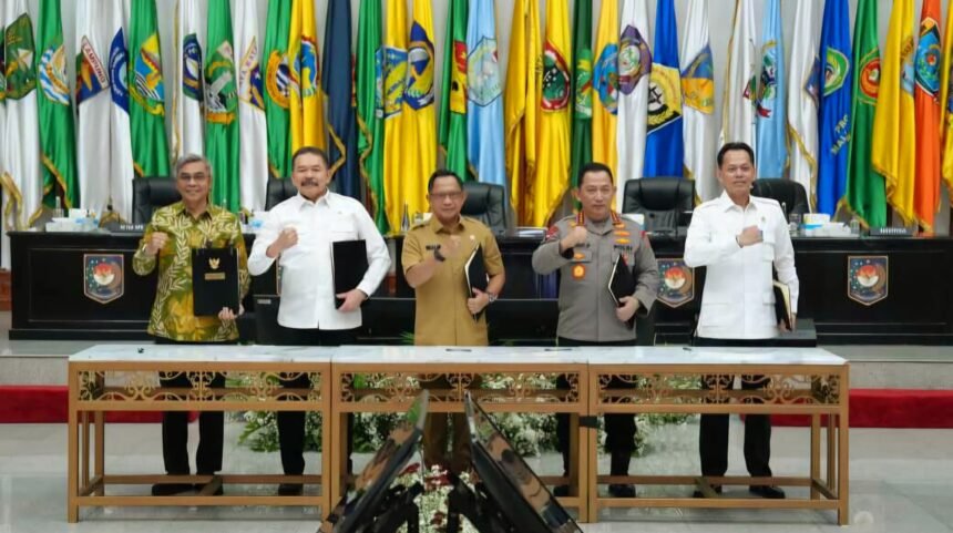 Jaksa Agung, Polri, dan KPK bersatu perangi korupsi perizinan di daerah, (4/2/2025).