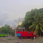 Pemeriksaan Mobil Truk di Pelabuhan Ferry Namlea, Kabupaten Buru. (K.05/HO)