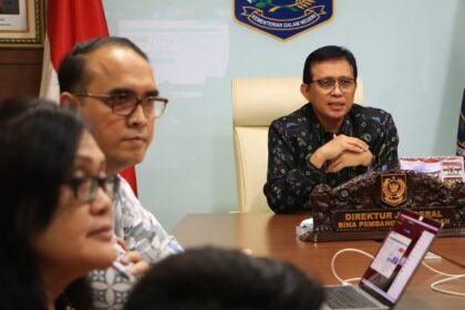 Ditjen Bina Bangda Kemendagri menggelar rapat membahas penanganan perlintasan sebidang kereta api di daerah.