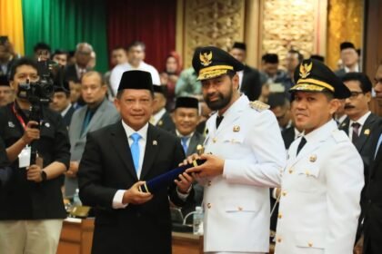 Mualem-Dek Fadh Resmi Pimpin Aceh Periode 2025-2030, (12/2/2025). 