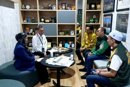 AMPHURI Sulampua dan Poltekpar Makassar kerja sama pada travel umrah.