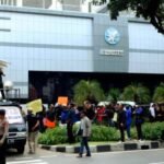 Aksi demonstrasi di depan gedung Dewan Pers.