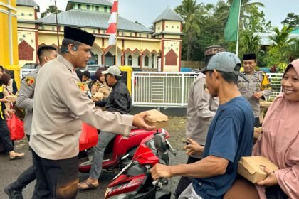 Polres Gowa tebar ebahagiaan Ramadan 2025.