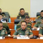 TNI dalam rapat dengar pendapat dengan Komisi I DPR RI pada Kamis (13/3/2025).
