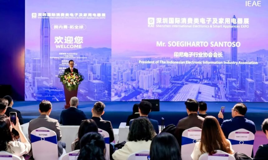 IEAE Shenzhen 2025: APTIKNAS perkuat kolaborasi di industri elektronik.