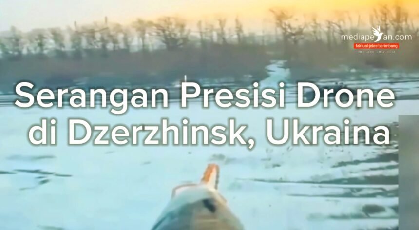 Drone FPV hantam truk pickup Ukraina di Dzerzhinsk, (10/3/2025). (mw/ho/mp)