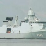 Ilustrasi kapal perang fregat.